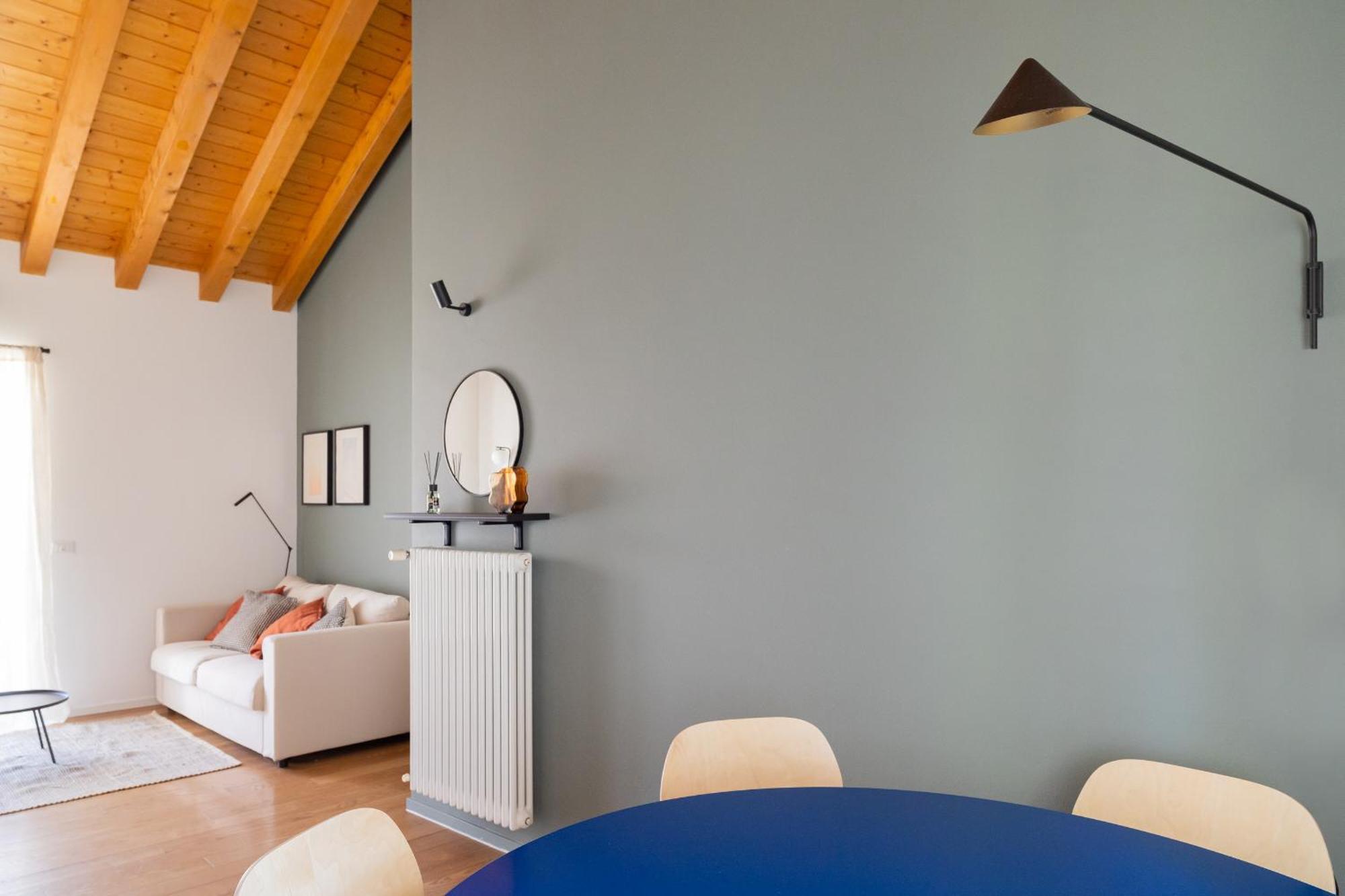 Double Private Parking, 2 Bedrooms & 2 Bathrooms - Elegant Apartment In Old Town Udine Exterior photo