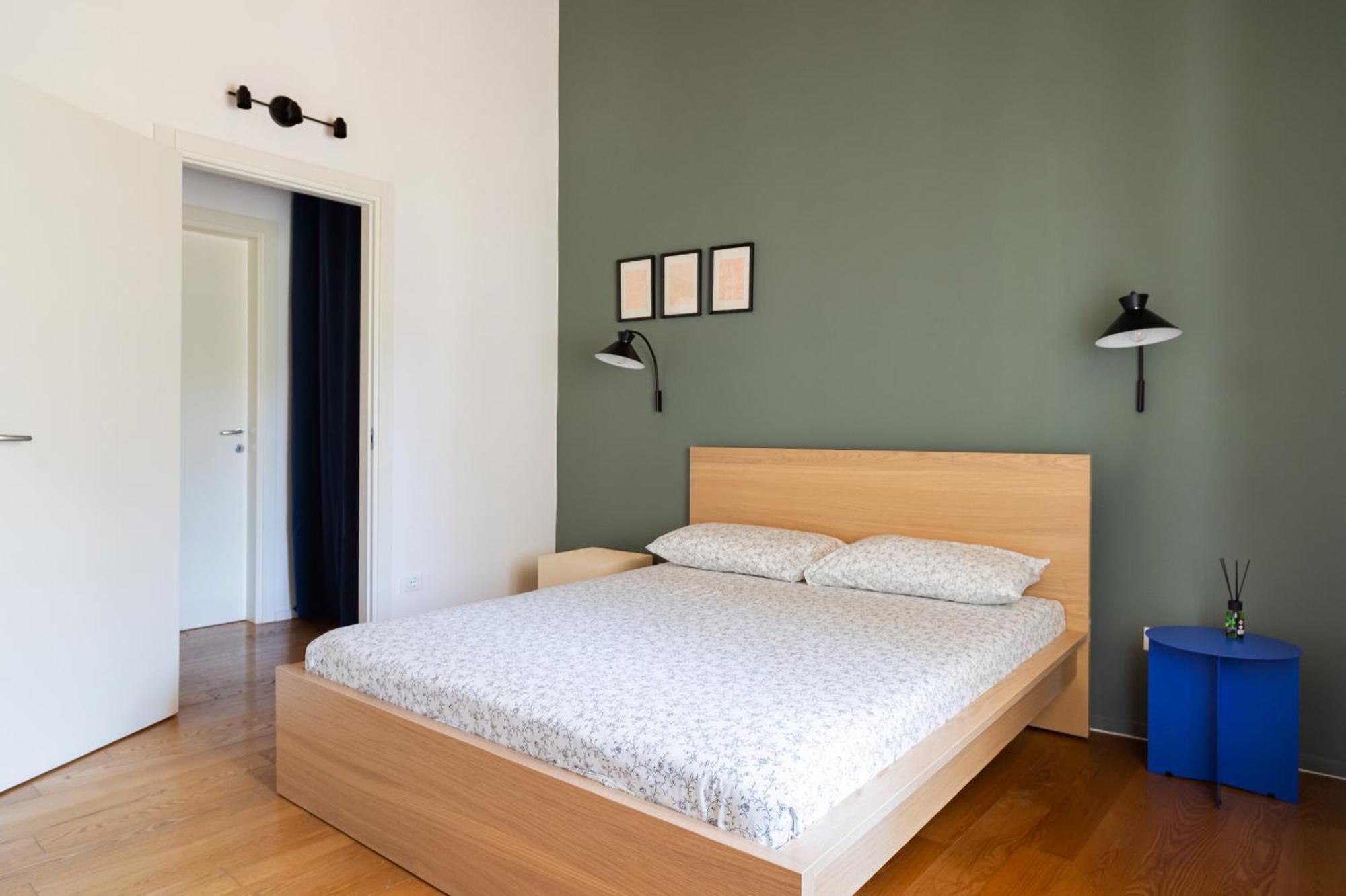 Double Private Parking, 2 Bedrooms & 2 Bathrooms - Elegant Apartment In Old Town Udine Exterior photo